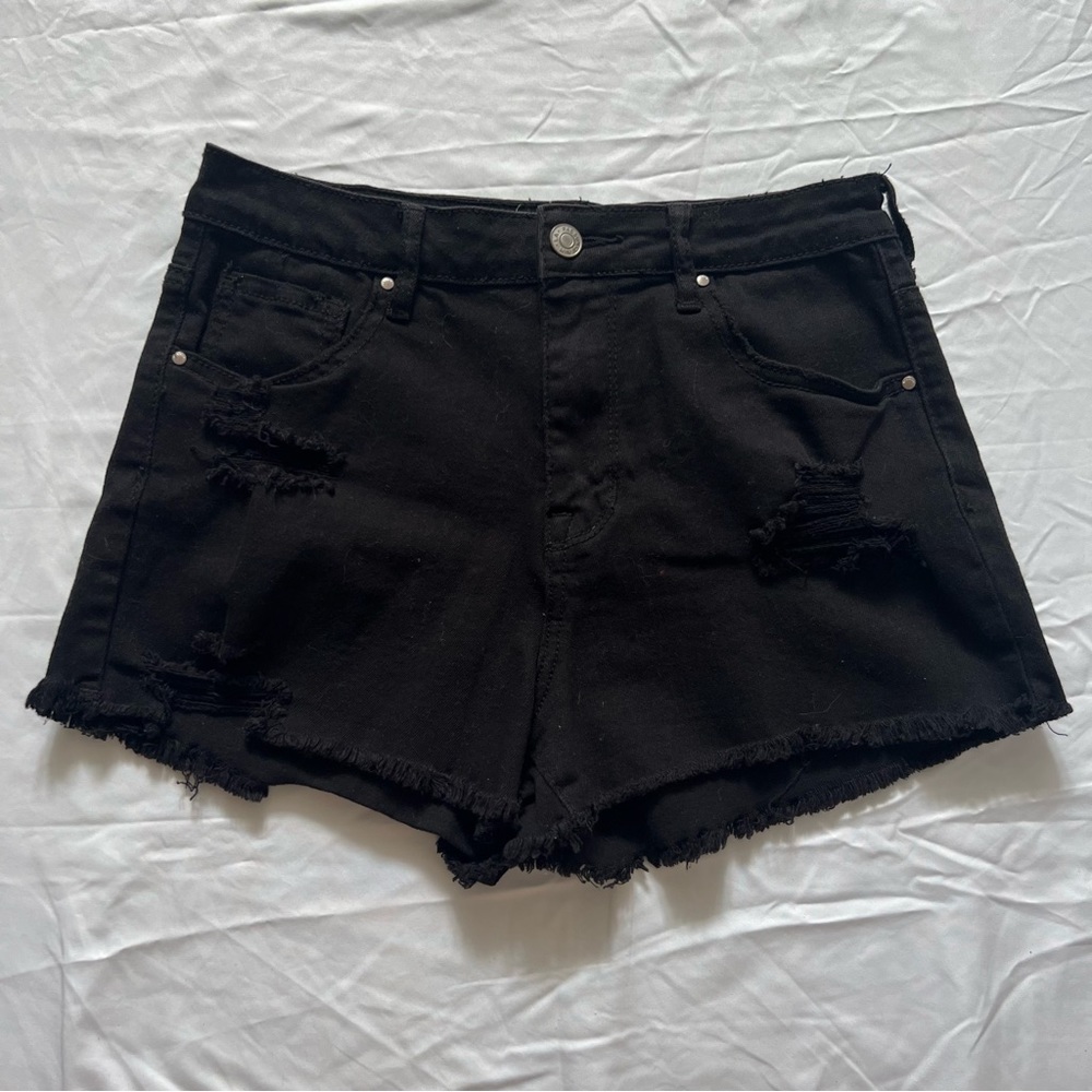Black Pacsun denim shorts🖤